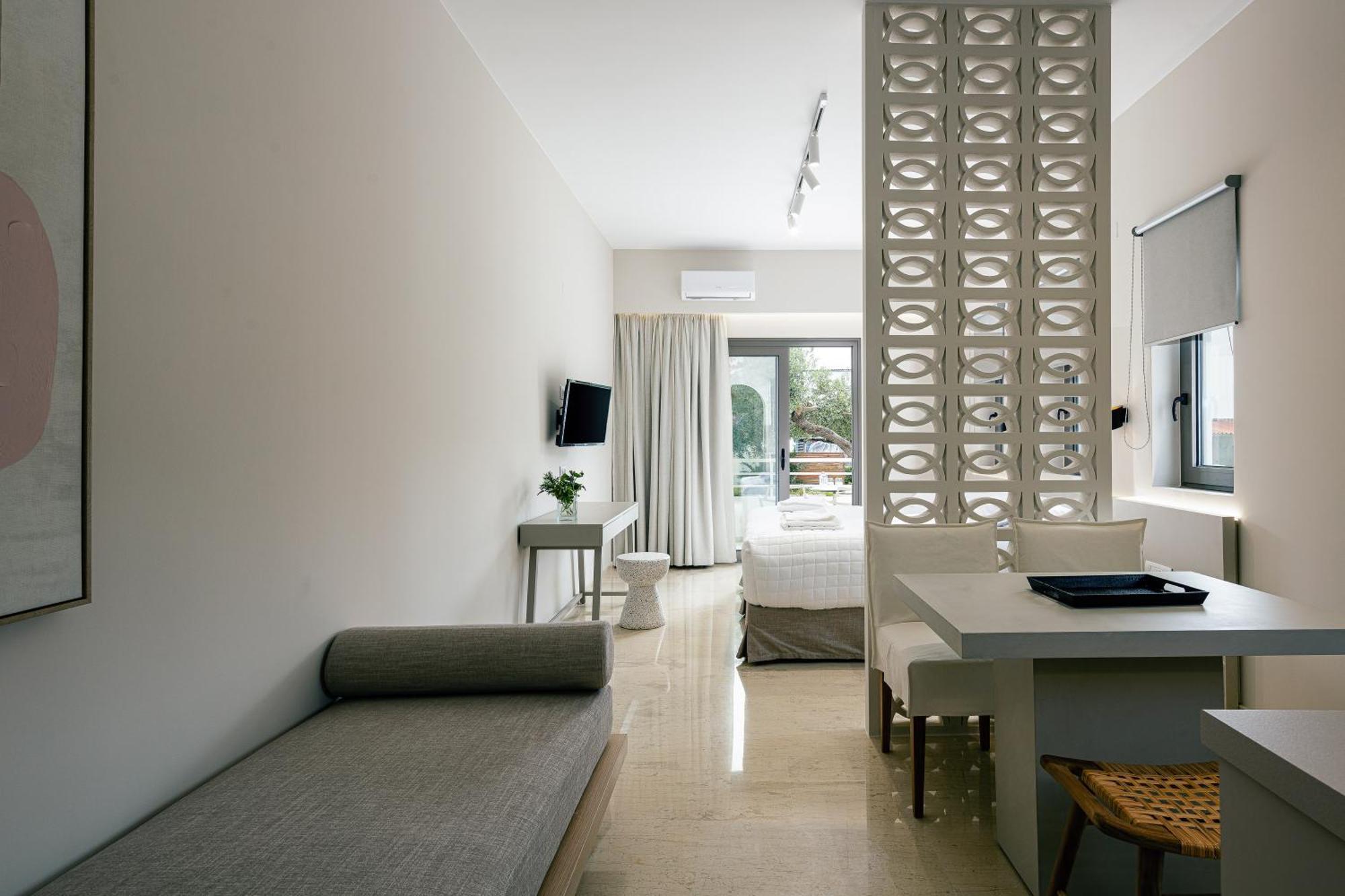 Ariadne Suites プラキアス エクステリア 写真