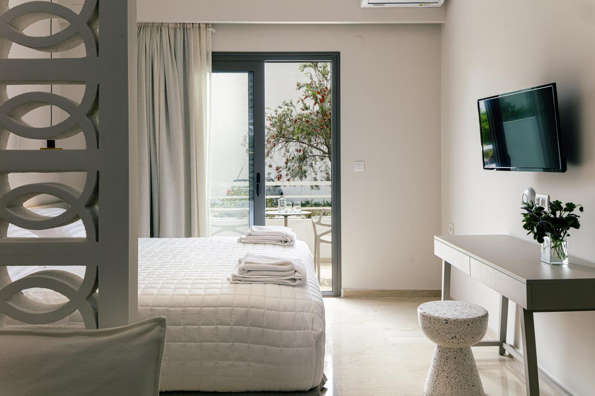 Ariadne Suites プラキアス エクステリア 写真
