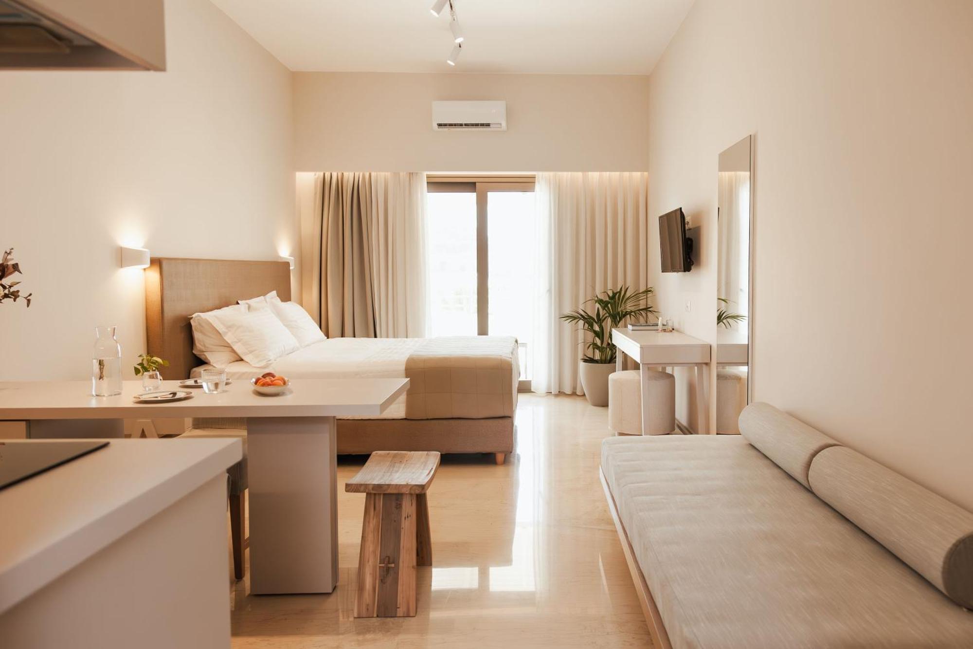 Ariadne Suites プラキアス エクステリア 写真