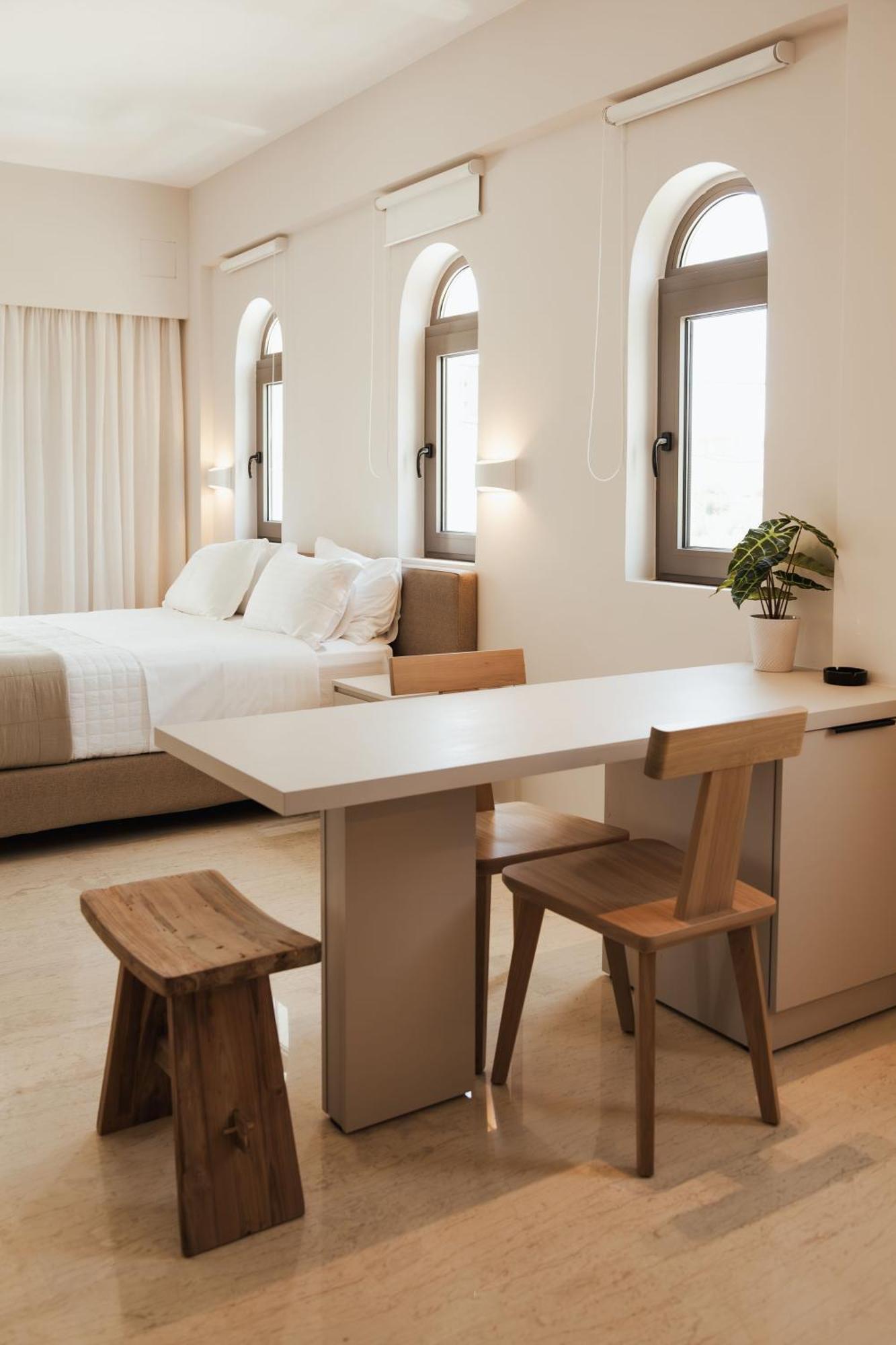 Ariadne Suites プラキアス エクステリア 写真
